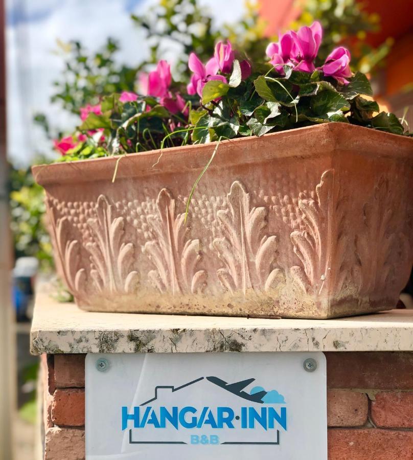 Hangar Inn b&b Fiumicino Bagian luar foto